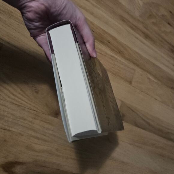 Hemlock Bay by Catherine Coulter ~ Signed Copy ~ Hardcover ~ First Edition - Picture 10 of 13